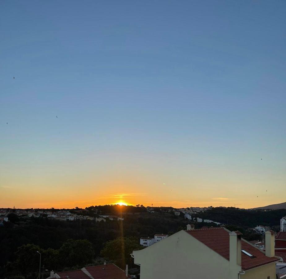 Cascais 2 Bedroom Apartment With Sunny Terrace Екстер'єр фото