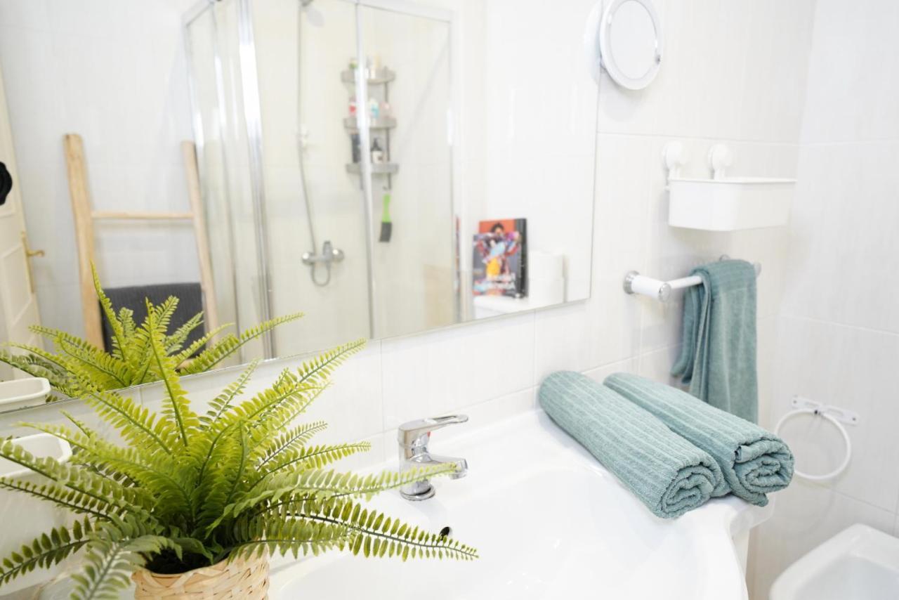 Cascais 2 Bedroom Apartment With Sunny Terrace Екстер'єр фото